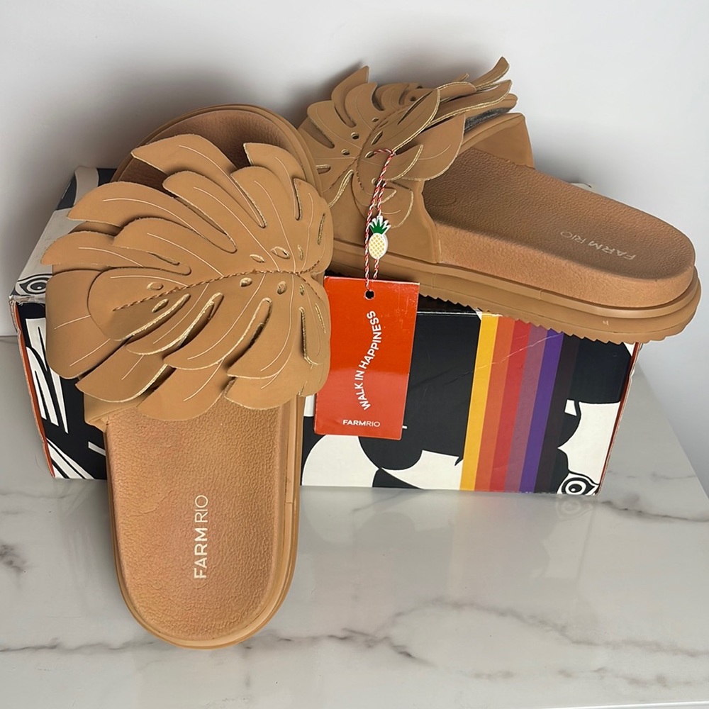 Farm Rio Straw Monstera
Anatomic Slide Sandal Size 8